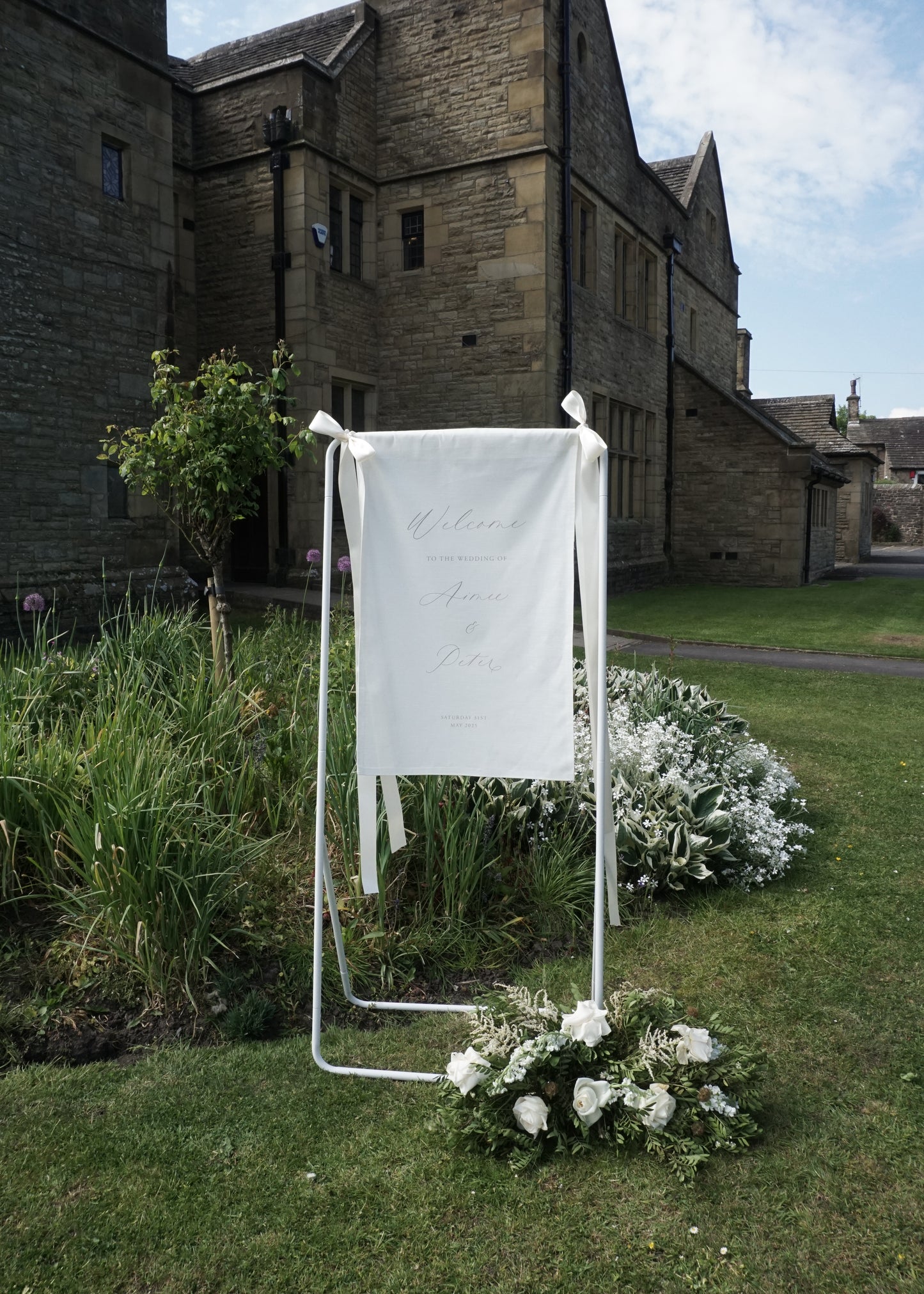 Fabric sign stand