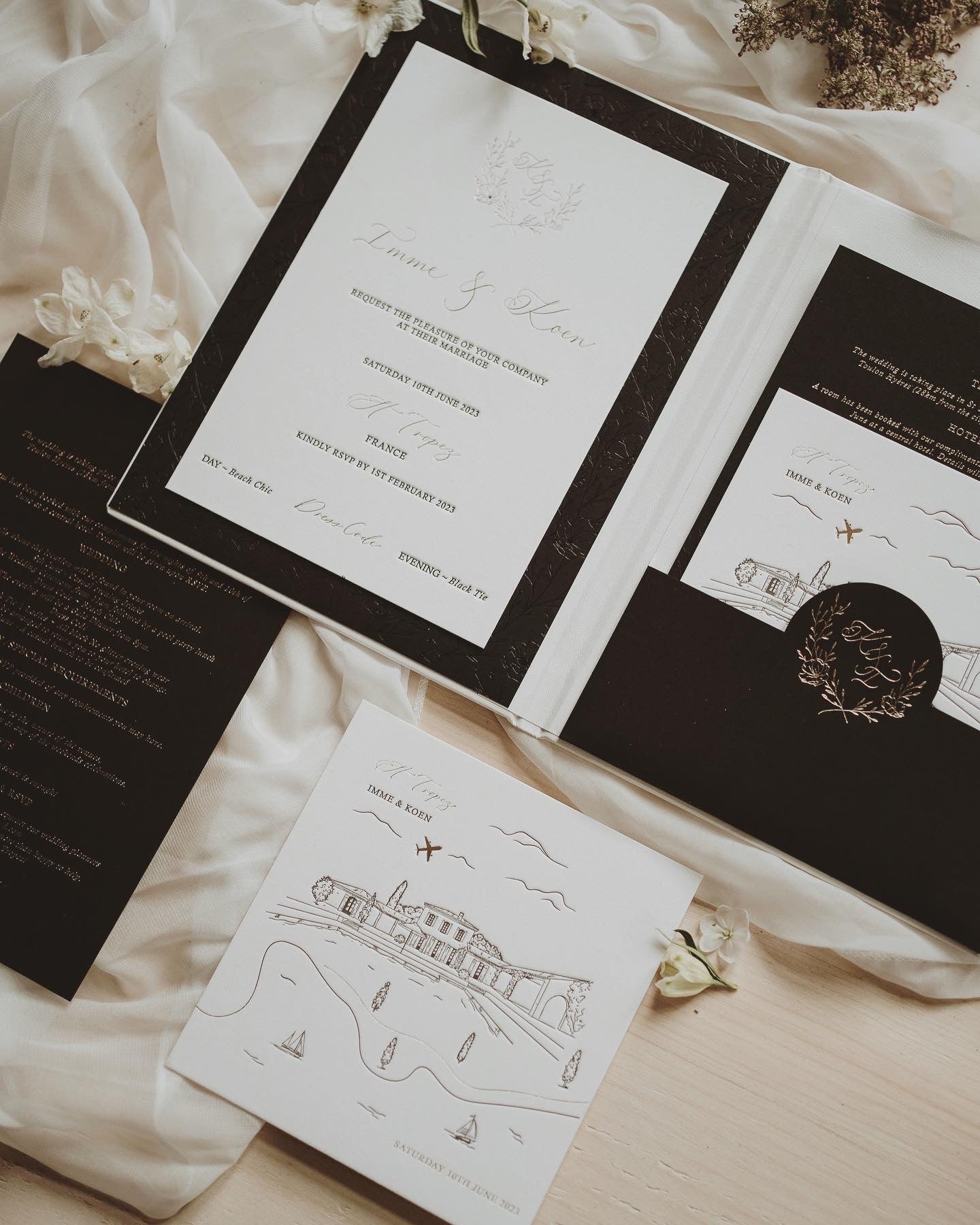 Custom Leather Booklet Wedding Invitations | northernprintingco