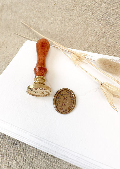Oval Floral Border Personalised Monogram Wax Stamper